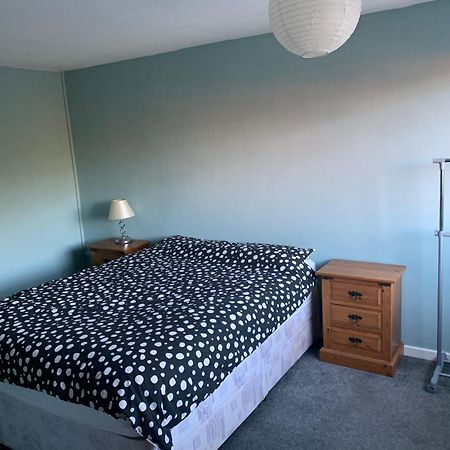 Eastbourne Large Double Room With Wifi & Kitchen 폴게이트 외부 사진