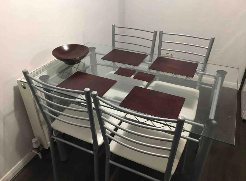 Eastbourne Large Double Room With Wifi & Kitchen 폴게이트 외부 사진
